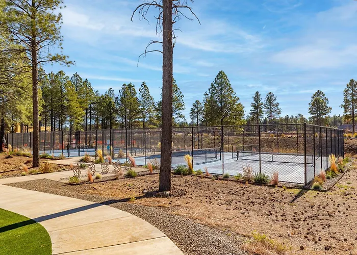 Modern Escape With Hot Tub Breathtaking Views *