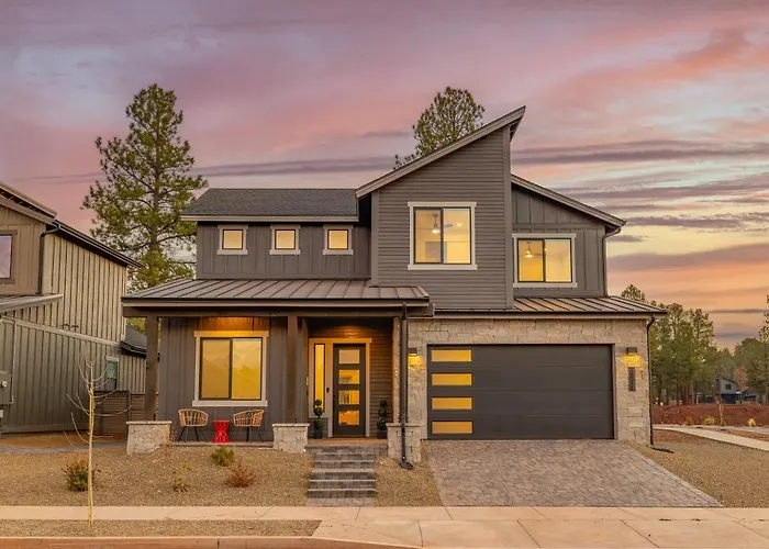 Modern Escape With Hot Tub Breathtaking Views Holiday home *